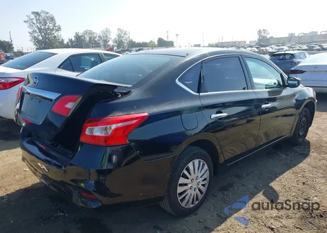2018 Nissan Sentra S из США, поврежденный, VIN 3N1AB7AP4JY326977